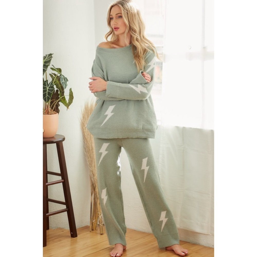 NEW! BiBi SAGE LIGHTNING PATTERN SOFT SWEATER KNIT PANTS
